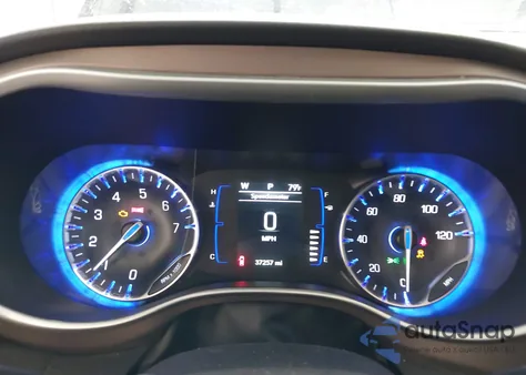 2024 Chrysler Voyager Lx z USA, uszkodzony, nr VIN 2C4RC1CG3RR171745